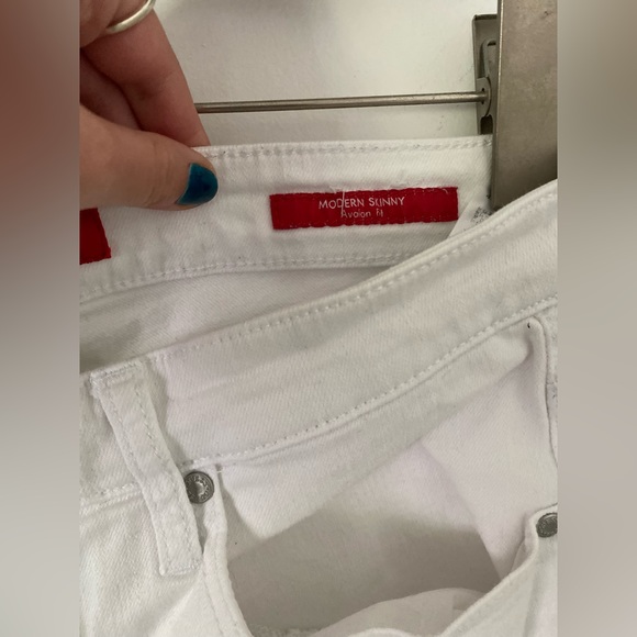 Men’s Guess Avalon Modern White Skinny Ripped Jeans - Picture 6 of 16